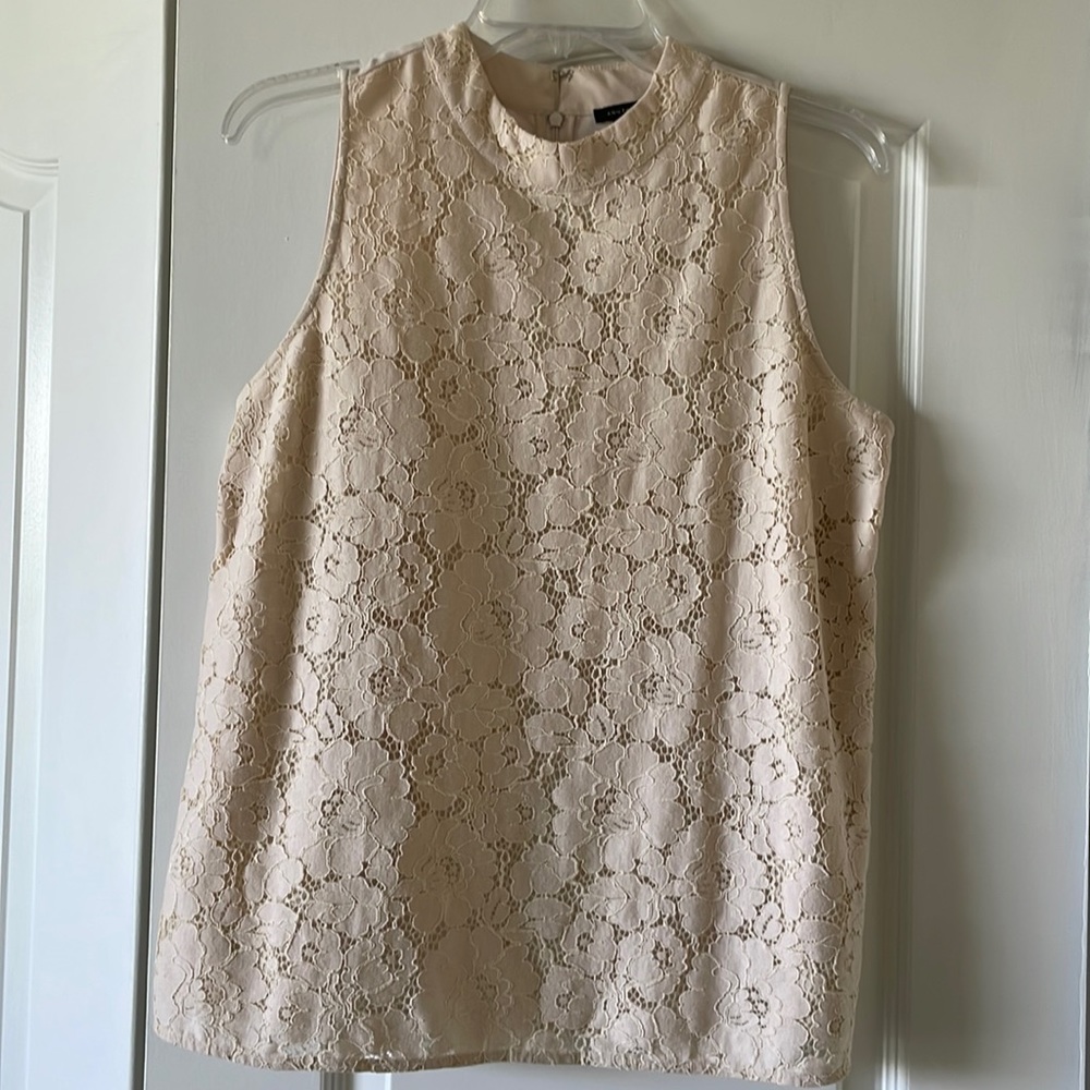 Ann Taylor lace too